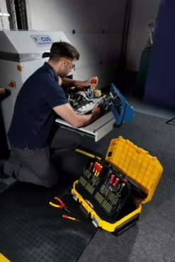 Valise De Maintenance STANLEY - A Roulettes Contenant Plus De 100 Pieces - FMST1-75530 -Stanley Magasin BDA10059 5