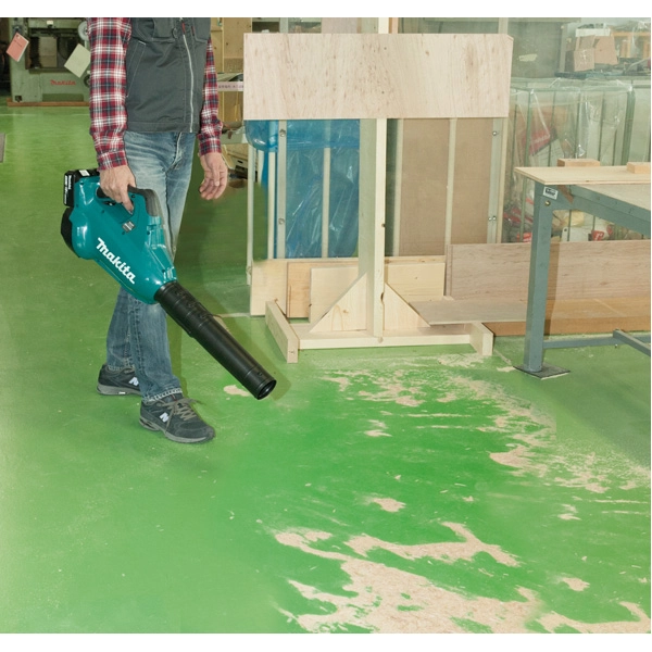 Souffleur MAKITA 2 X 18V Li-Ion 3 Ah - 2 Batteries + Chargeur Rapide - DUB362RF2 5 Souffleur MAKITA 2 X 18V Li-Ion 3 Ah - 2 Batteries + Chargeur Rapide - DUB362RF2 – Image 3