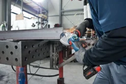 Meuleuse Angulaire BOSCH GWS 18V-10SC Professional Solo Click & Go - Sans Batterie Ni Chargeur - 06019G340B -Stanley Magasin MNA50063 4