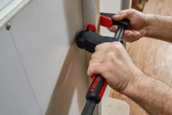 Serre-joint à Engrenage Gearklamp BESSEY - Serrage 300 Mm Saillie 60 Mm Rail 19 X 6 Mm - GK30 -Stanley Magasin SGA40032 9