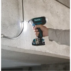 Visseuse à Chocs 10.8 V Li-ion 4 Ah CXT 110 Nm MAKITA - TD110DSMJ 7 Visseuse à Chocs 10.8 V Li-ion 4 Ah CXT 110 Nm MAKITA - TD110DSMJ -Stanley Magasin VOA25090 3