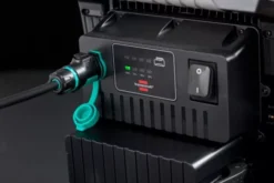 Projecteur LED Multi 6050MH Hybride Rechargeable BRENNENSTHUL Compatible Autres Batteries - 1173140600 -Stanley Magasin apa30065 1