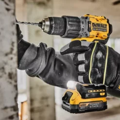 Perceuse Visseuse Percussion Compacte XR 18V 1.7Ah Li-Ion Brushless Powerstack DEWALT - DCD805E2T-QW -Stanley Magasin dcd805e2t a4