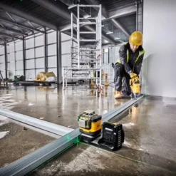 Niveau Laser Multiligne 3x360 XR 12V/18V DEWALT - DCE089NG18-XJ -Stanley Magasin dew00053 3 1