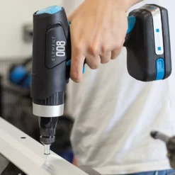 Riveteuse 1 Batterie 18V 2Ah SCELL IT Pour M3 - M6 - E-008-1XBAT -Stanley Magasin e 008 sertisseuse sur batterie compacte element pour ecrous sertir m3 m6 1