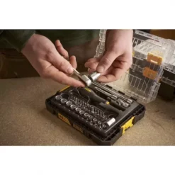 COFFRET DE DOUILLES STAKBOX M - ¼’’ STANLEY JEU DE 48 PCS - FATMAX - FMMT98101-0 -Stanley Magasin fmmt98101 0 a4 1